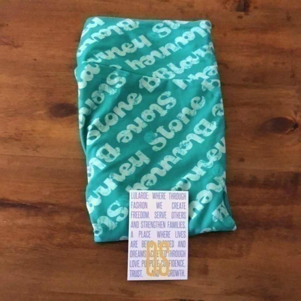Lularoe St Patrick’s day Leggings One size New Blarney Stone